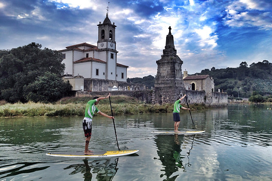 ESCUELA ASTURIANA DE SURF - photo 0