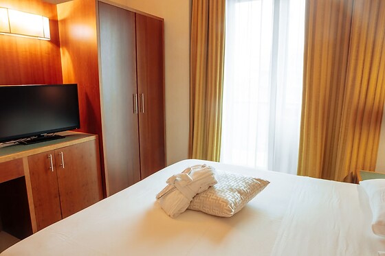 Online Booking EPS - photo 1