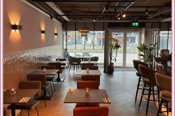 Lilly's bistro - photo 2