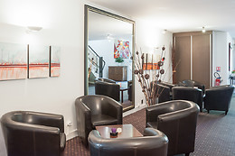 Hotel The Originals Relais Rouen La Bertelière
