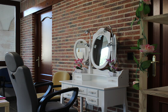 LLARELA NAILS CENTER - photo 5