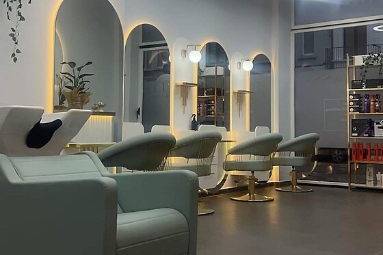 Class Hair and Beauty - photo 0