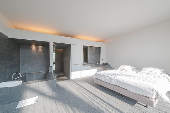 D-Hotel - photo 24