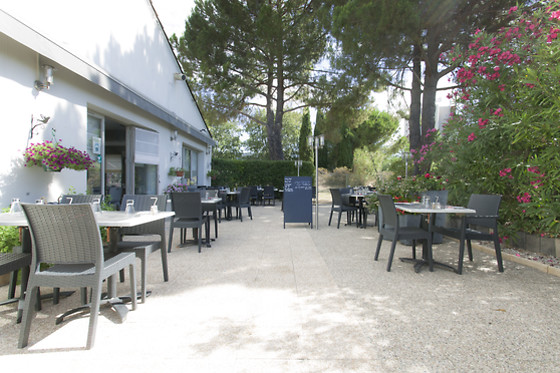 Campanile Béziers Villeneuve - photo 3