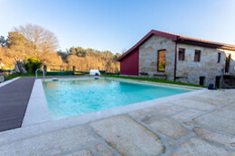 Carvalho Village