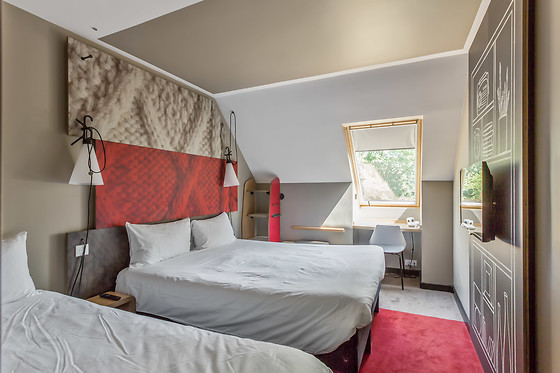 Hotel Ibis Senlis - photo 2