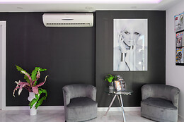 CLINICAS MONET MARBELLA