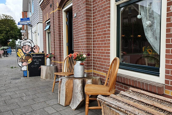 Bij moeders in het Boetje - photo 0