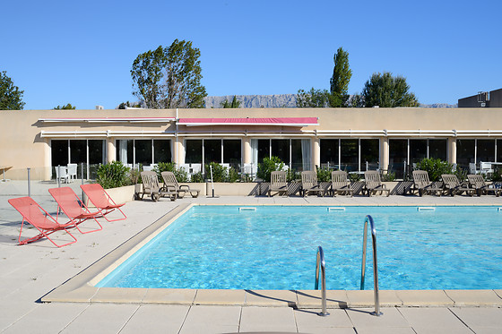 Sure Hotel By Best Western Aix Sainte Victoire - photo 2