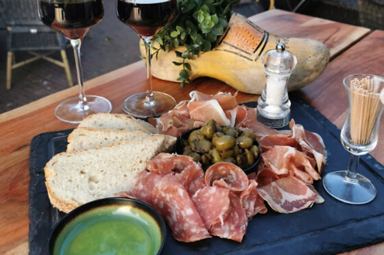 Café Middeloo - photo 1