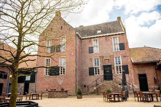 Hotel Schinvelderhoeve - photo 0