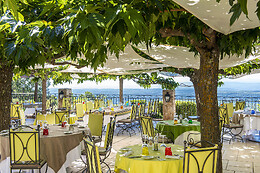 La Bastide de Tourtour Hôtel**** & Spa