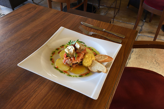 Lautraix Restaurant - photo 16