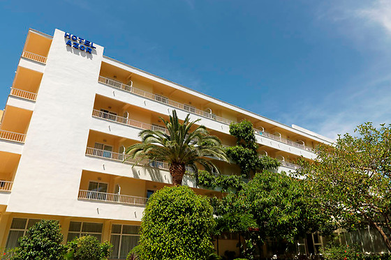 HOTEL INTUR AZOR - photo 8
