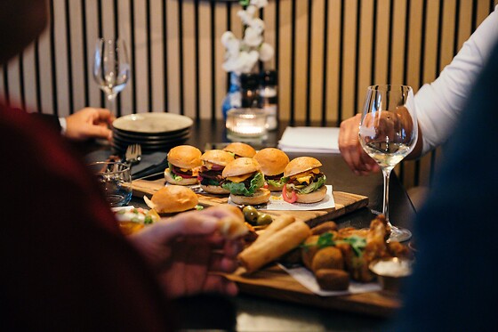 Winston Bistro Bar - photo 5