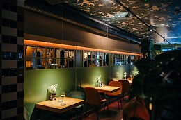 Winston Bistro Bar