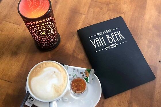 Café van Beek - photo 1