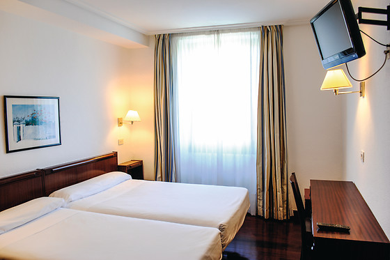 HOTEL ZARAUZ - photo 1