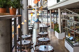 Restaurant Metro City Kitchen