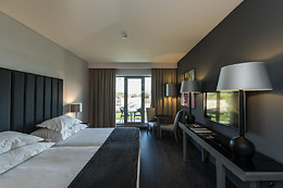 VILA GALÉ ÉVORA 4*
